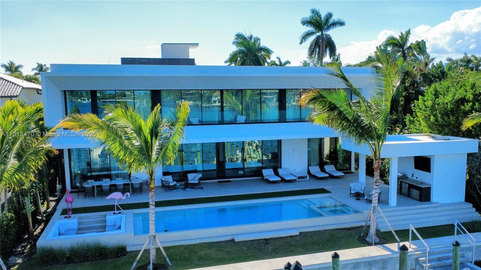 HIBISCUS ISLAND - Residential