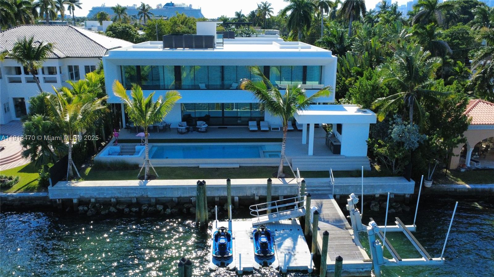 HIBISCUS ISLAND - Residential