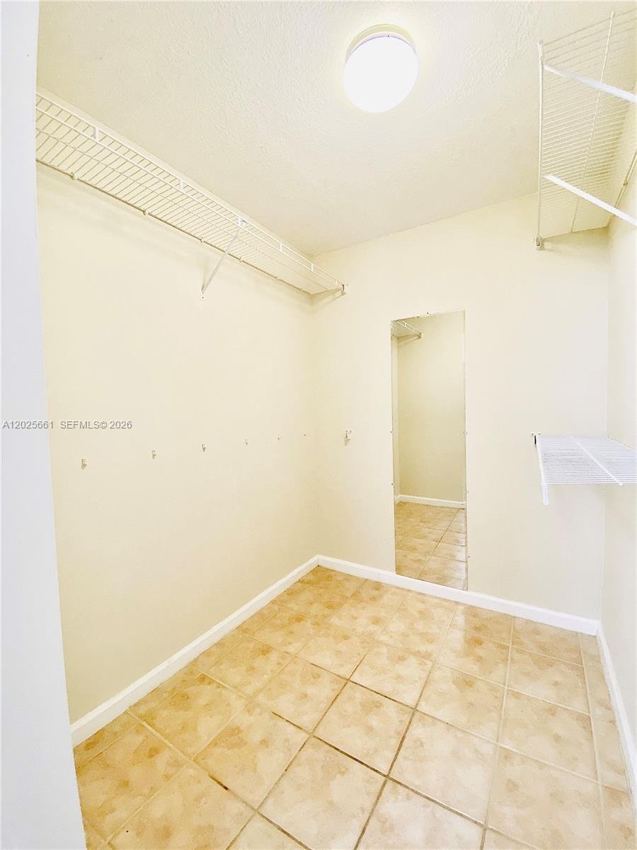 ABACOA PL 2 - Residential Lease