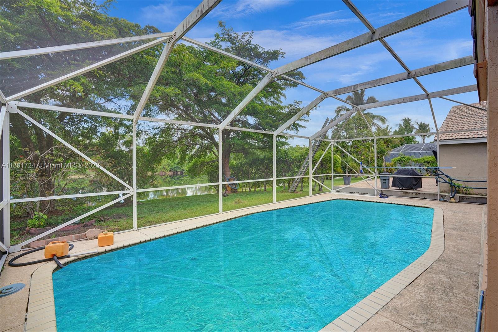 SILVER LAKES PHASE III RE - Residential