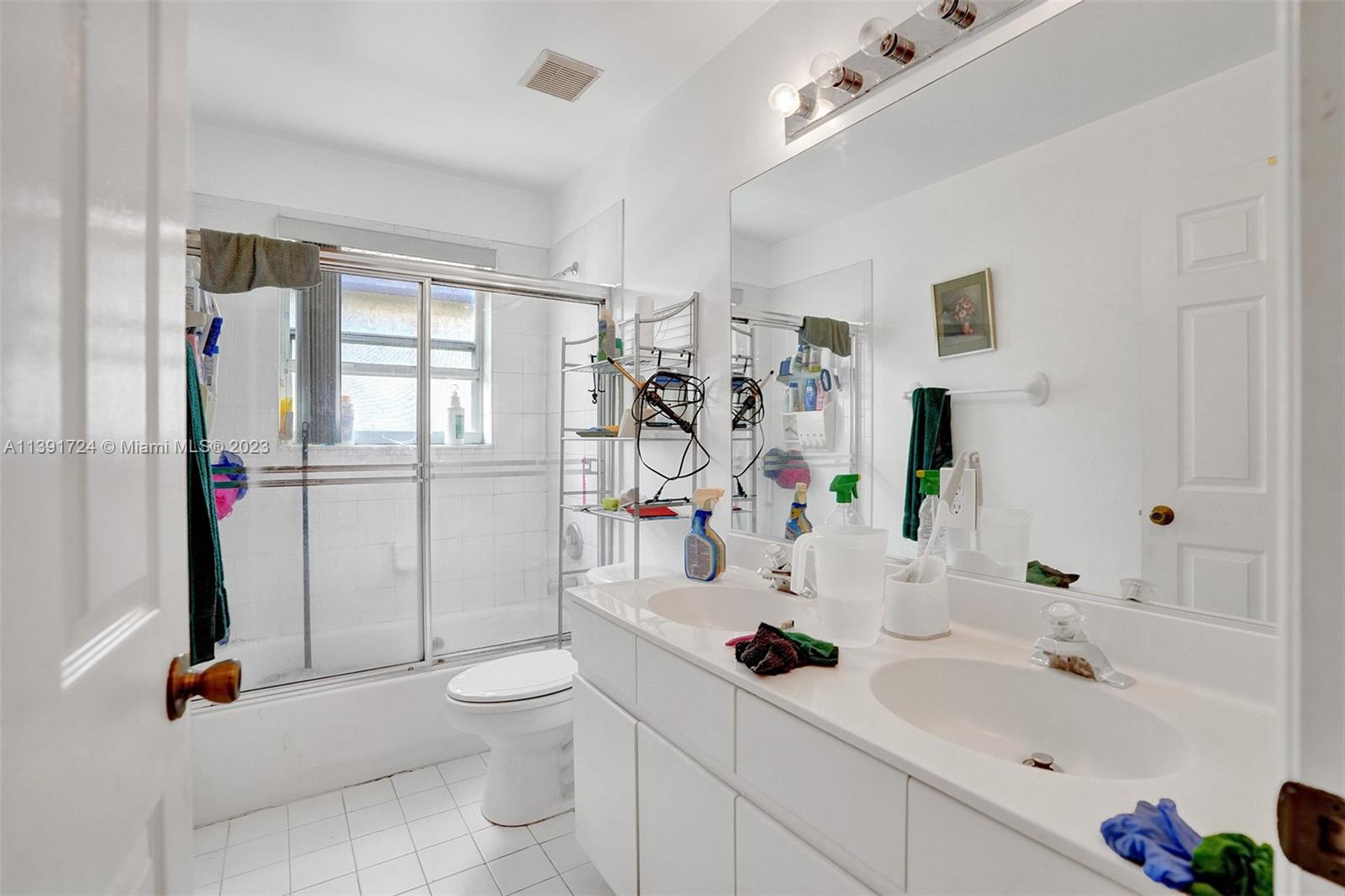 SILVER LAKES PHASE III RE - Residential