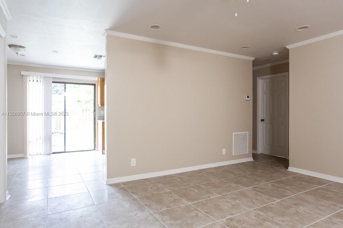 DILLMAN PARK - Residential Lease