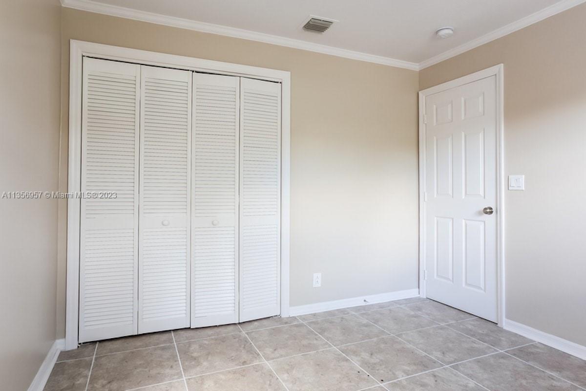 DILLMAN PARK - Residential Lease