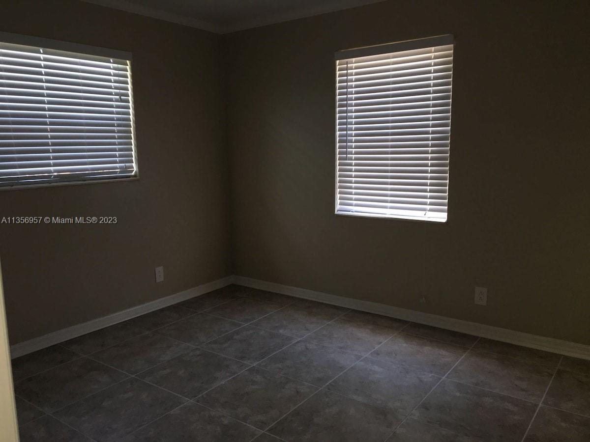 DILLMAN PARK - Residential Lease
