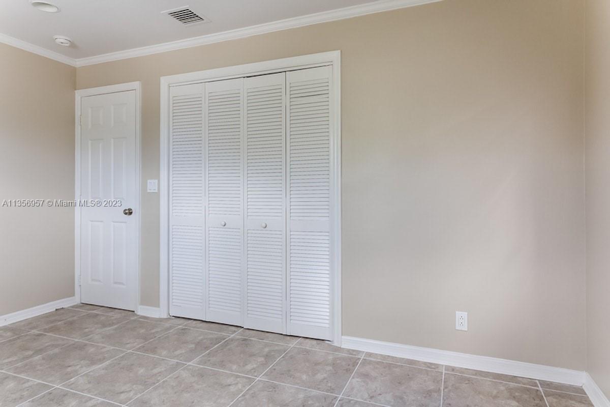 DILLMAN PARK - Residential Lease