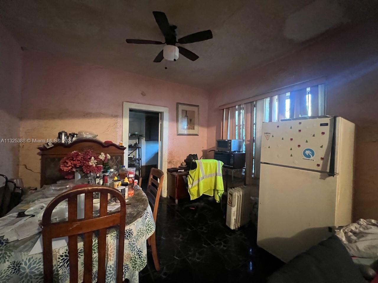 MORTON HEIGHTS - Residential Income