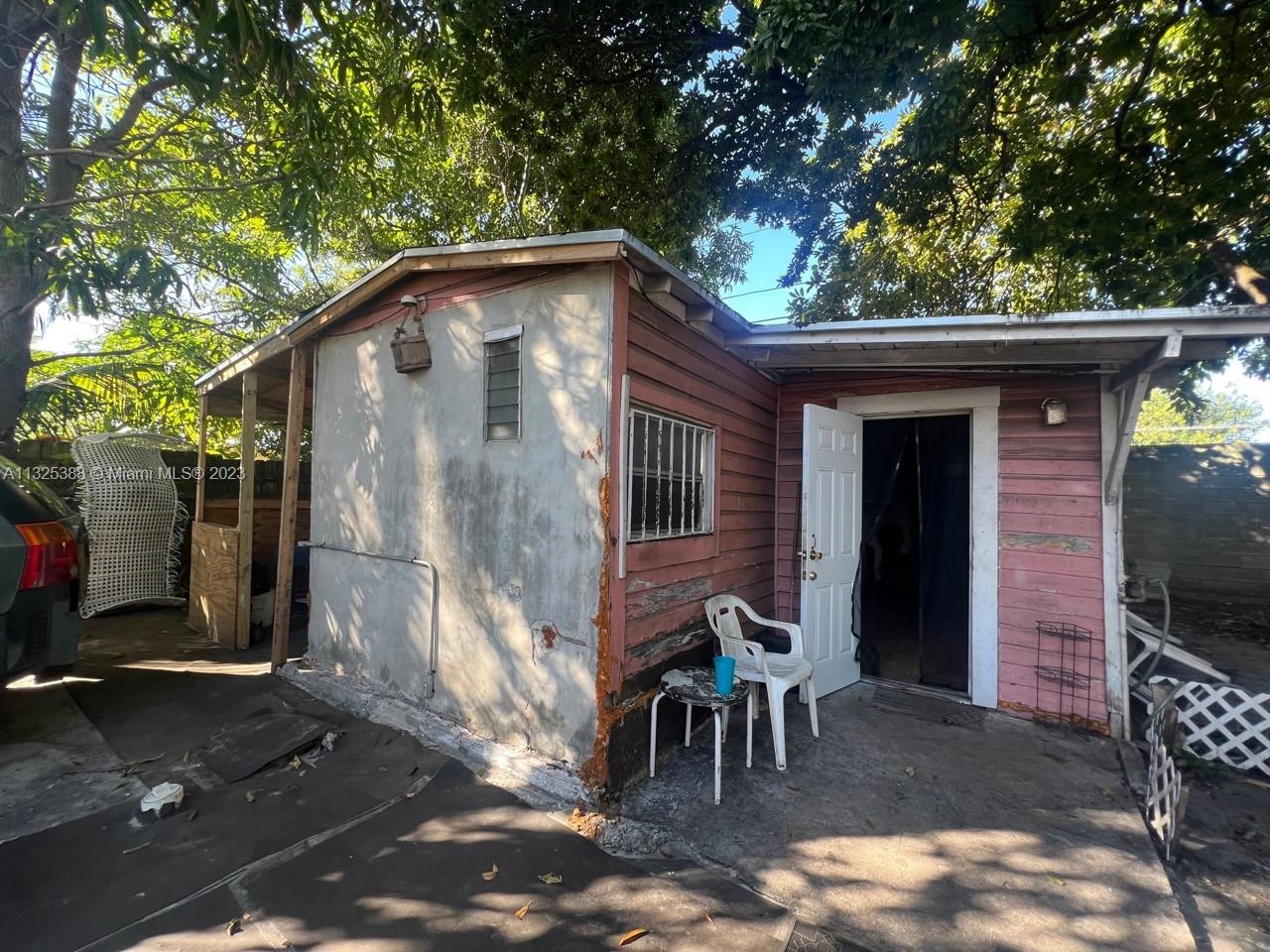 MORTON HEIGHTS - Residential Income