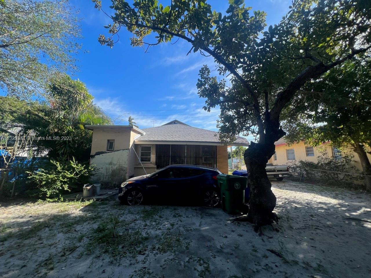 MORTON HEIGHTS - Residential Income
