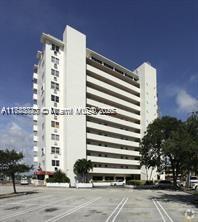 BAYSHORE YACHT & TENNIS C - Residential Lease