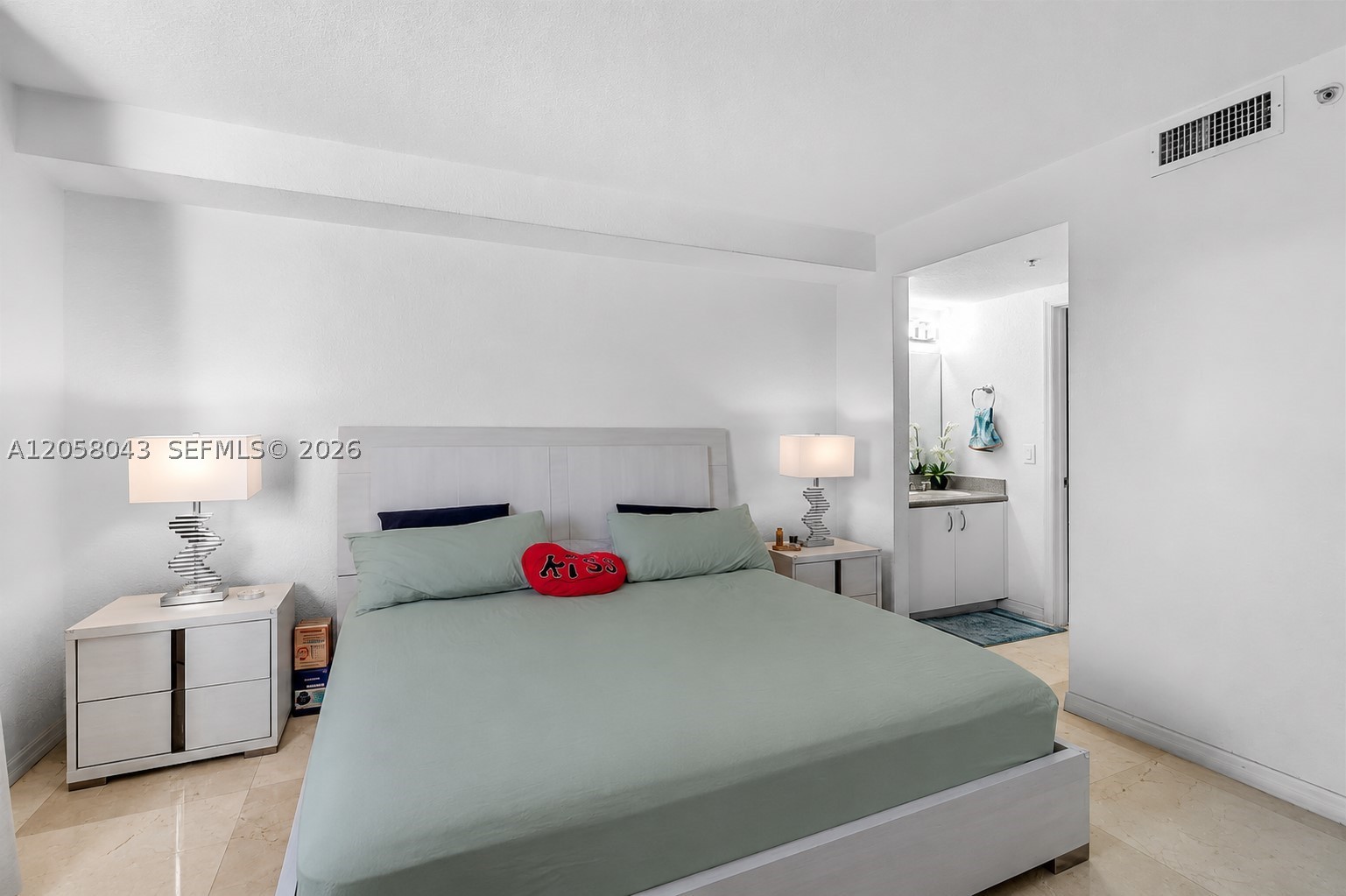SEYBOLD POINTE CONDO - Residential