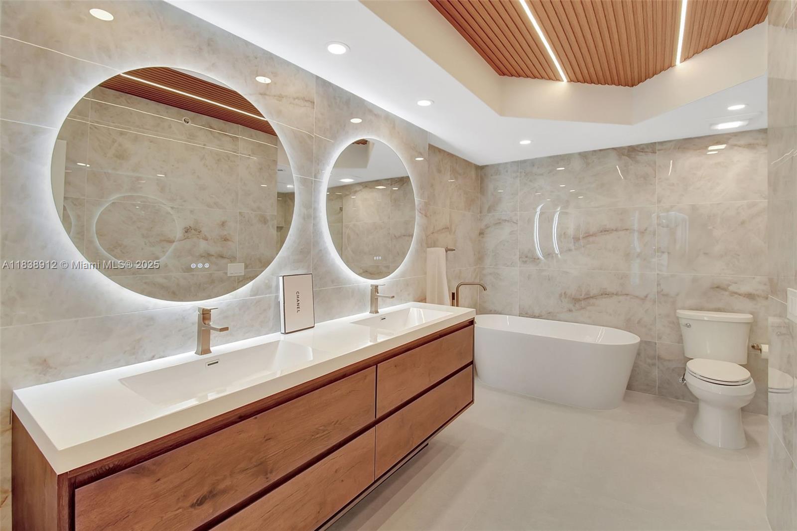 100 HIDDEN BAY CONDO - Residential