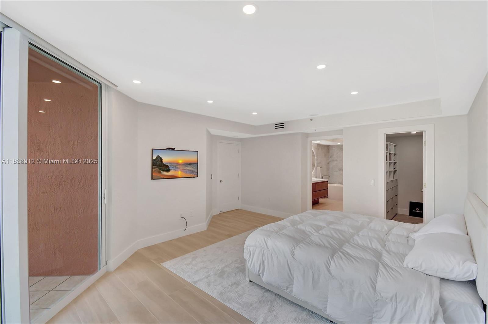 100 HIDDEN BAY CONDO - Residential