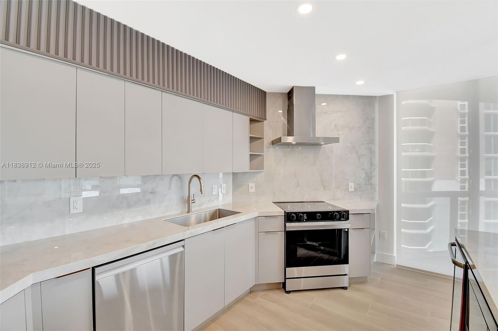 100 HIDDEN BAY CONDO - Residential