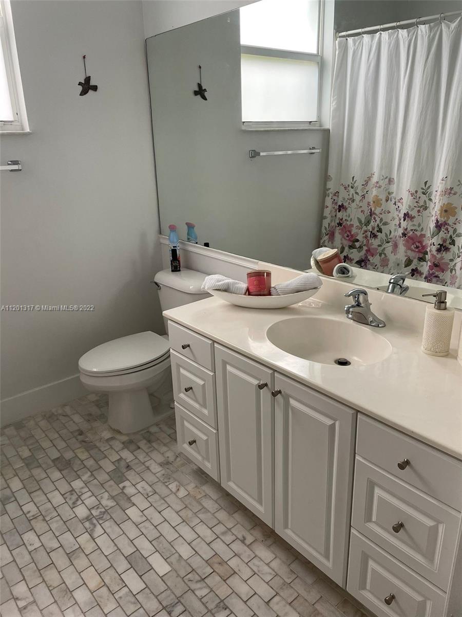 EL-AD VILLAGGIO CONDO - Residential Lease