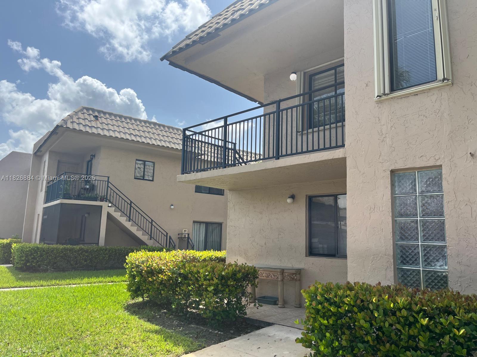 GARDENS AT BONAVENTURE 11 - Residential