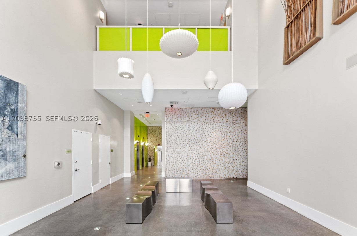 THE LOFT DOWNTOWN II COND - Residential