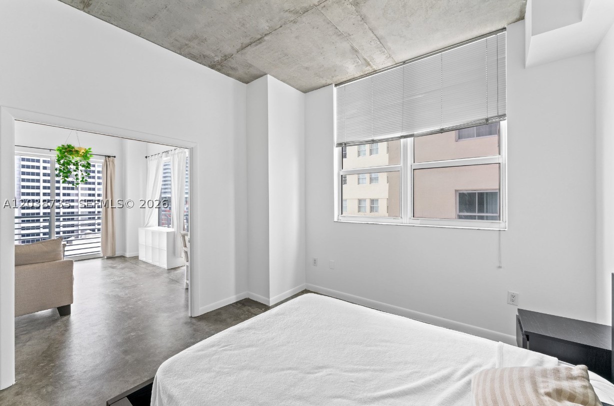 THE LOFT DOWNTOWN II COND - Residential