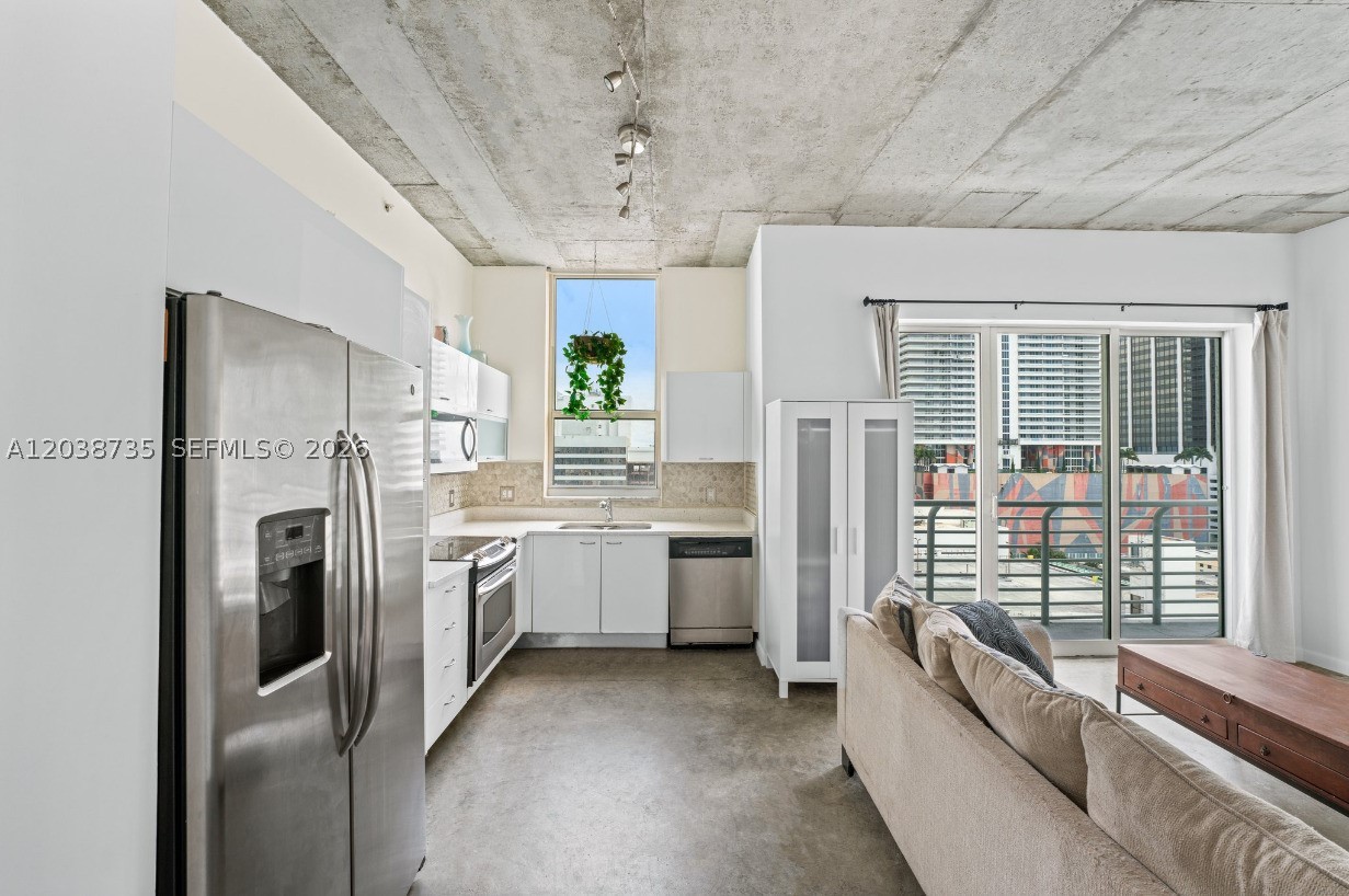 THE LOFT DOWNTOWN II COND - Residential