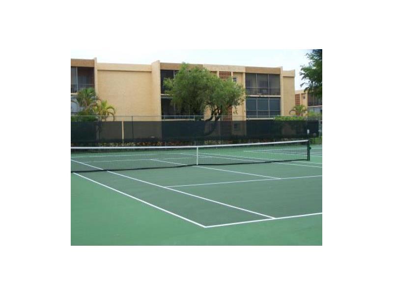 KENDALL ACRES WEST CONDO - Residential Lease