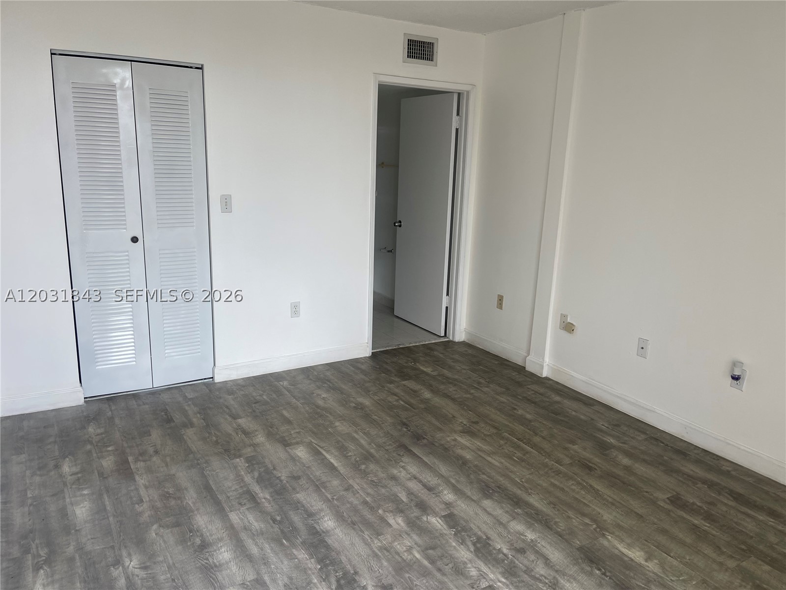 FLAMINGO COURT CONDO - Residential Lease