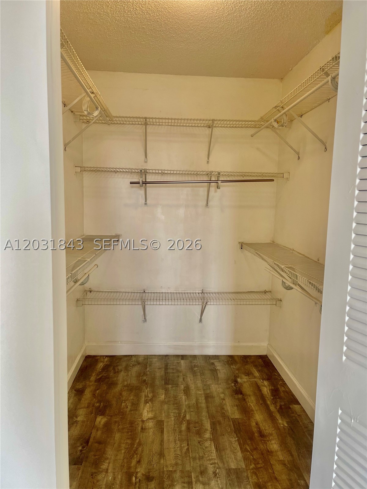FLAMINGO COURT CONDO - Residential Lease
