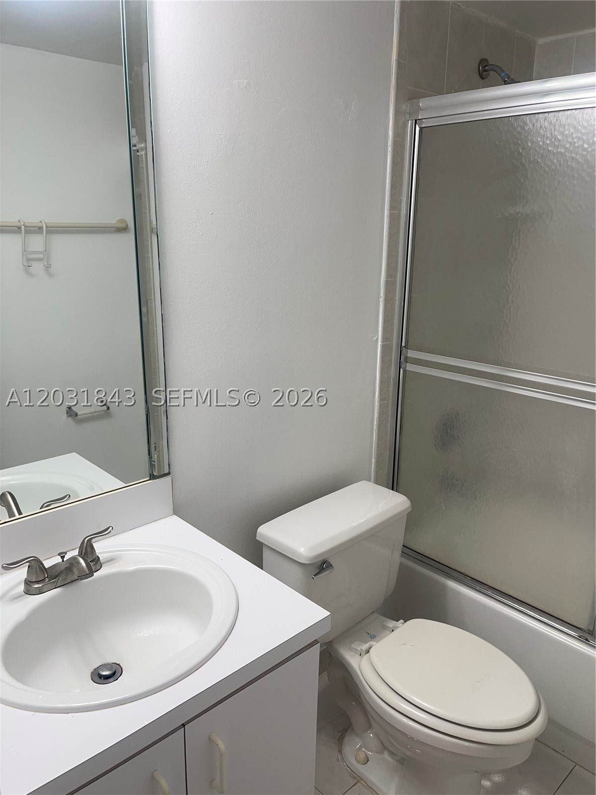 FLAMINGO COURT CONDO - Residential Lease