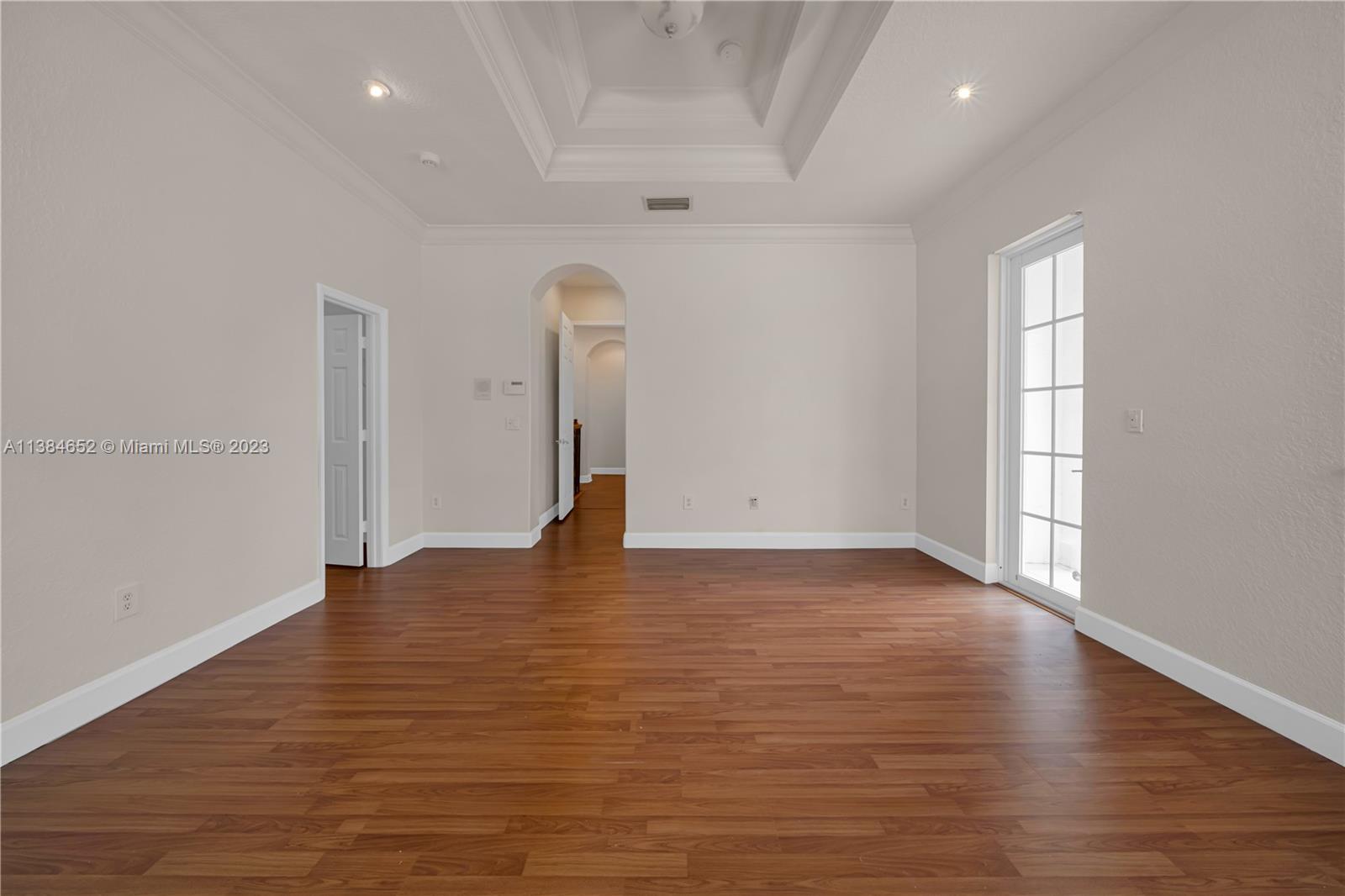 DORAL ISLES MEDITERRANEA - Residential