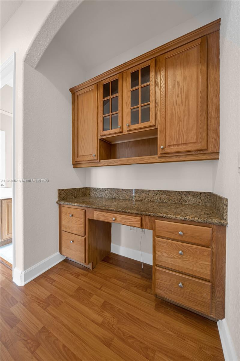 DORAL ISLES MEDITERRANEA - Residential