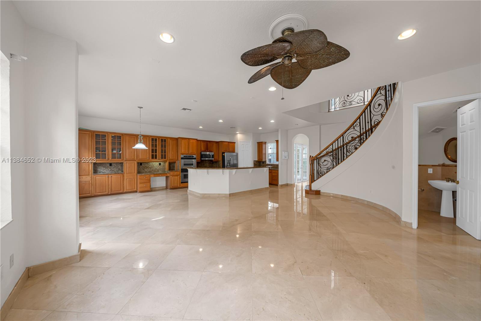 DORAL ISLES MEDITERRANEA - Residential