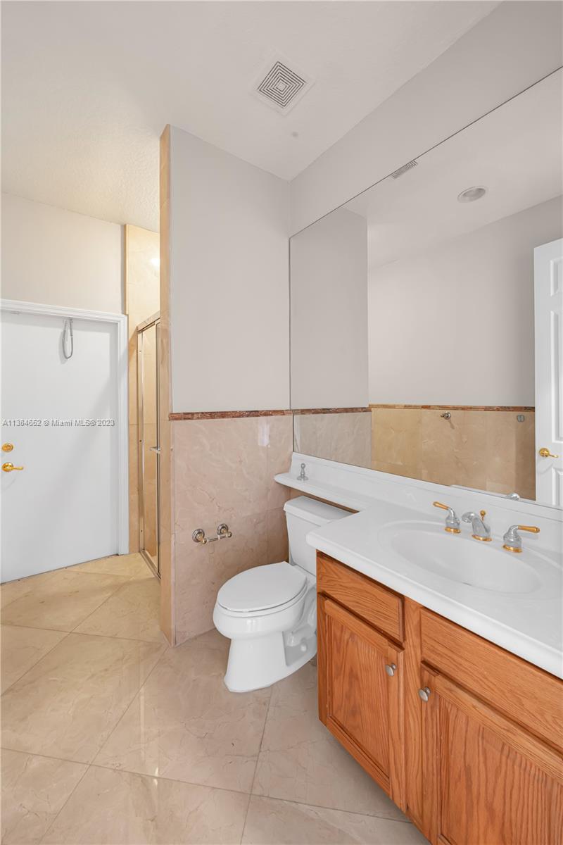 DORAL ISLES MEDITERRANEA - Residential