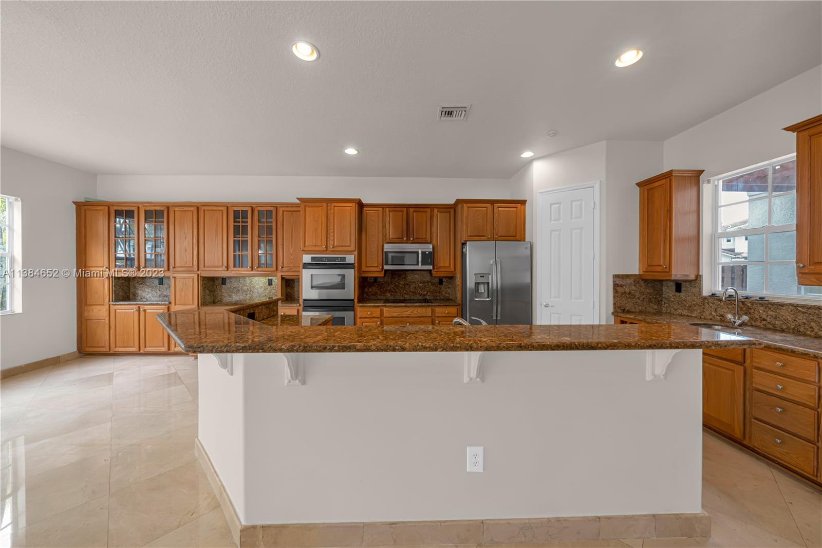 DORAL ISLES MEDITERRANEA - Residential