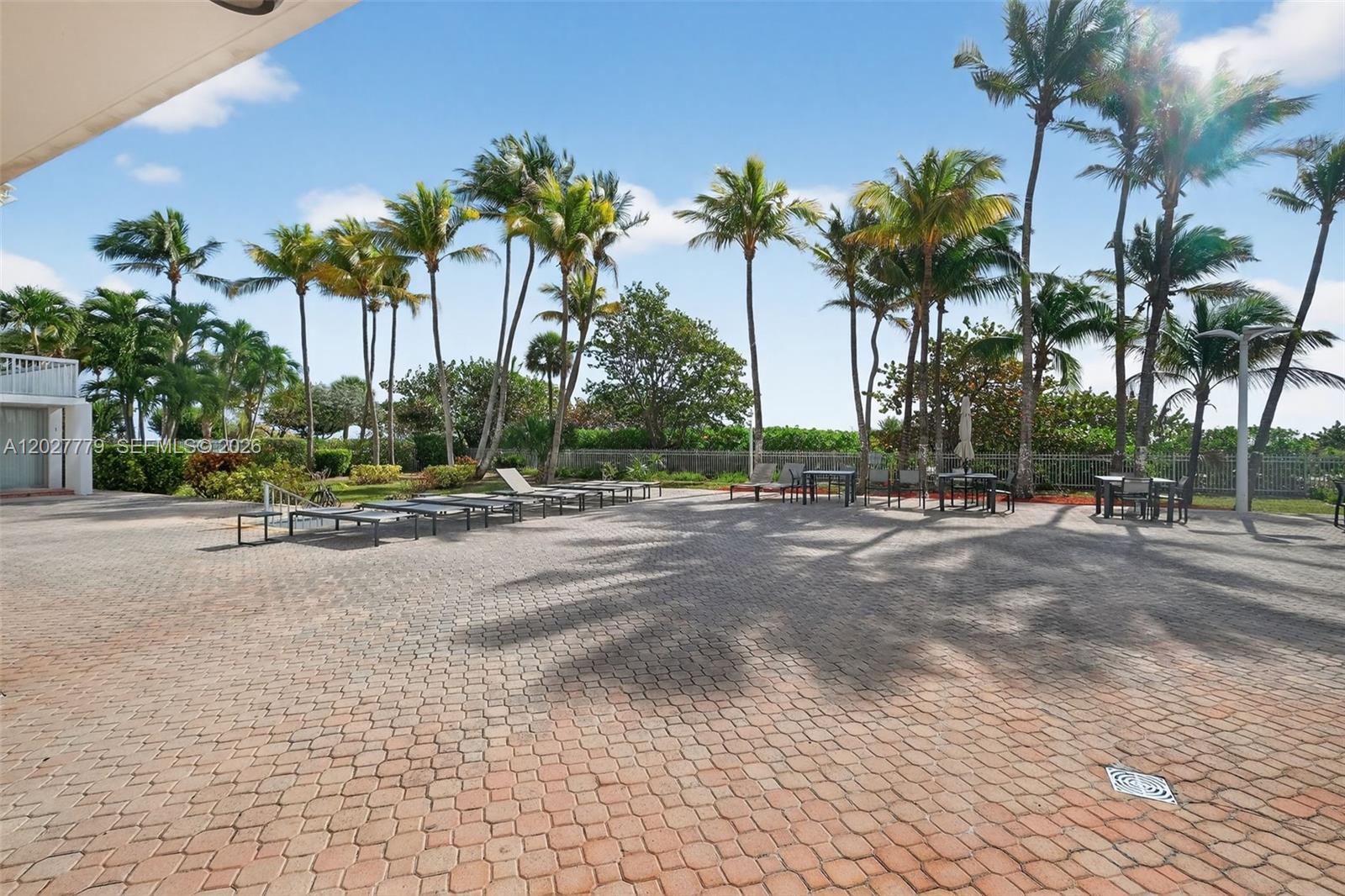 MIRASOL OCEAN TOWERS COND - Residential