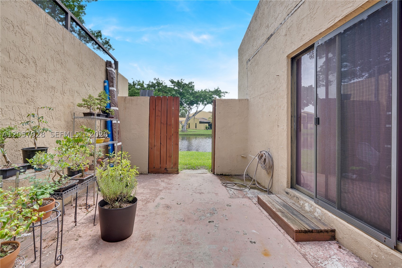 WESTVIEW CONDOMINIUM NO 4 - Residential