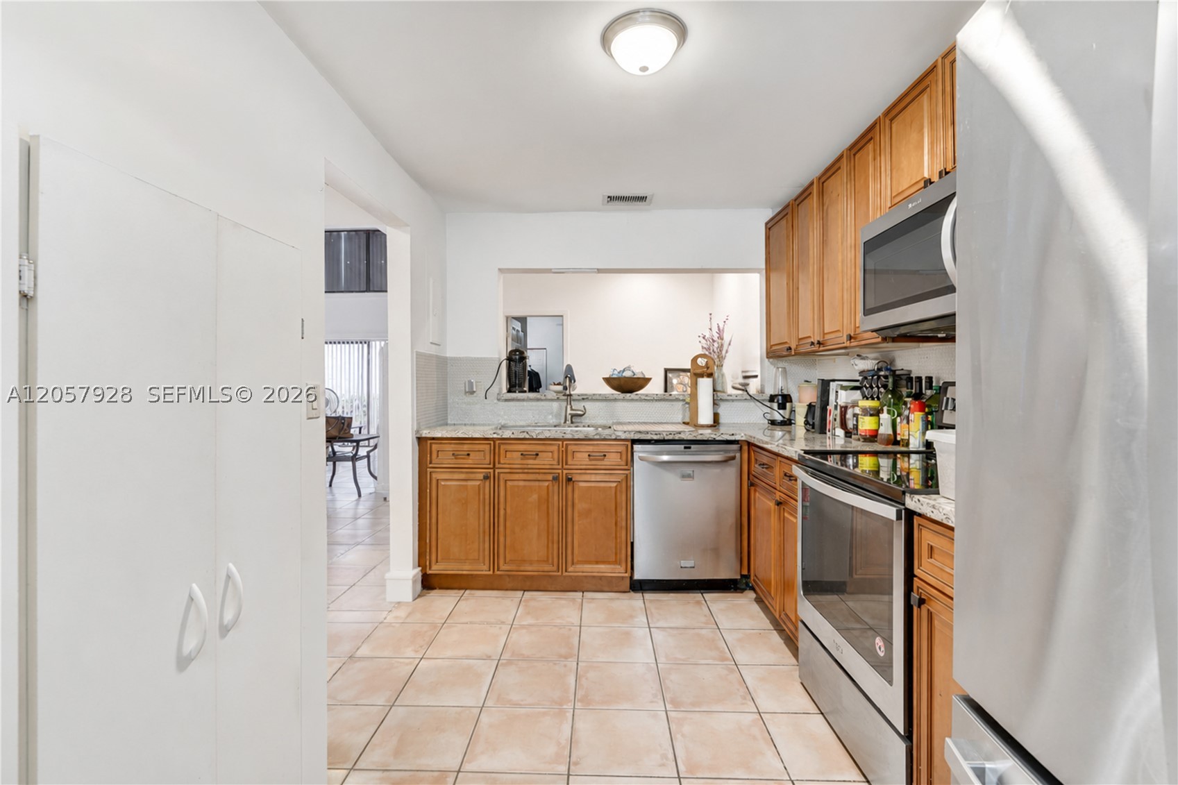 WESTVIEW CONDOMINIUM NO 4 - Residential