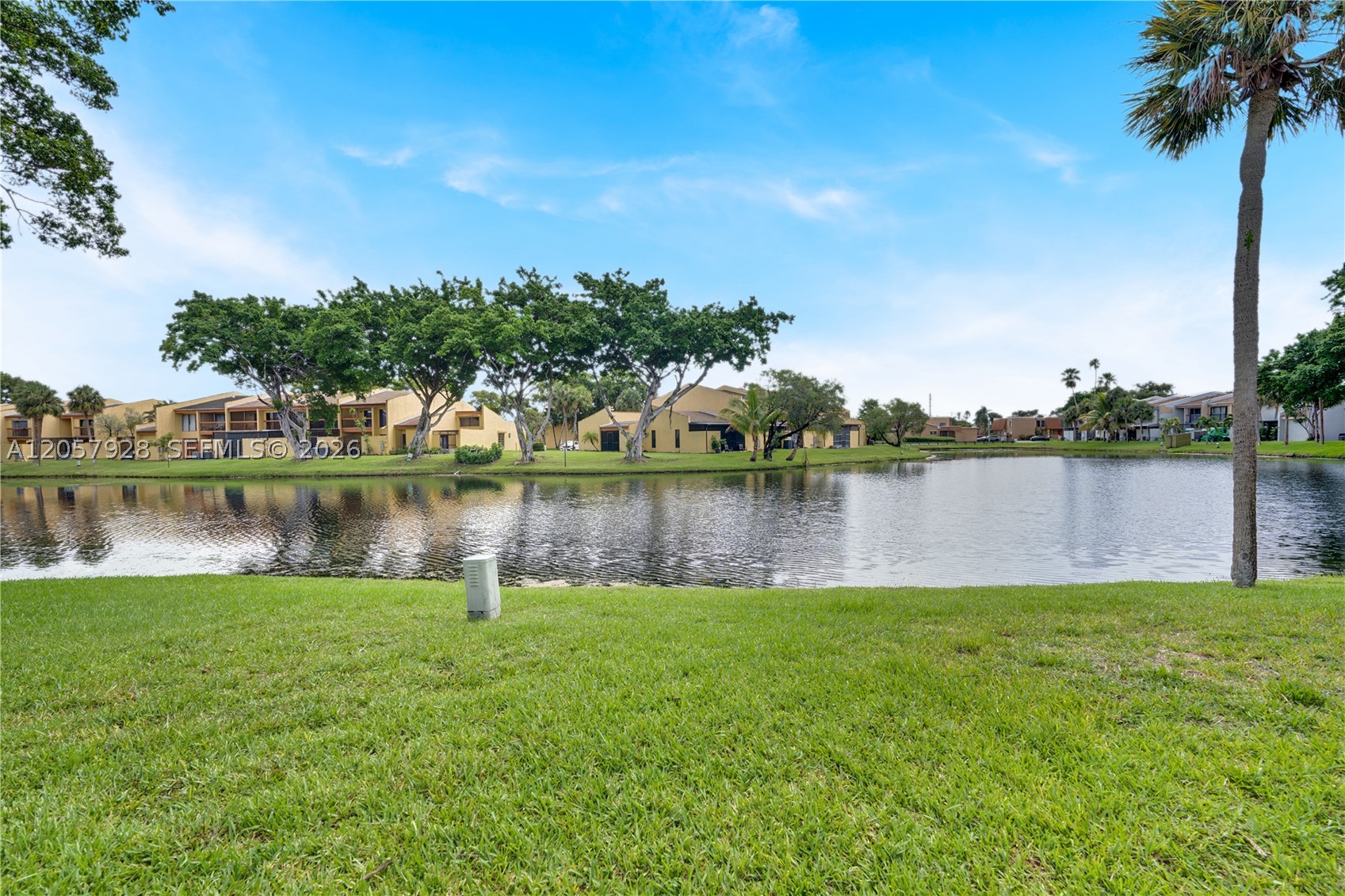 WESTVIEW CONDOMINIUM NO 4 - Residential