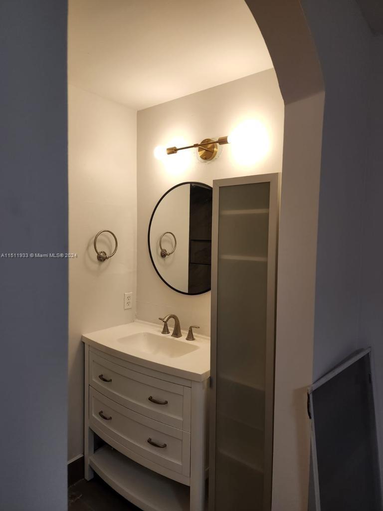 BONITA VILLAS CONDO - Residential Lease