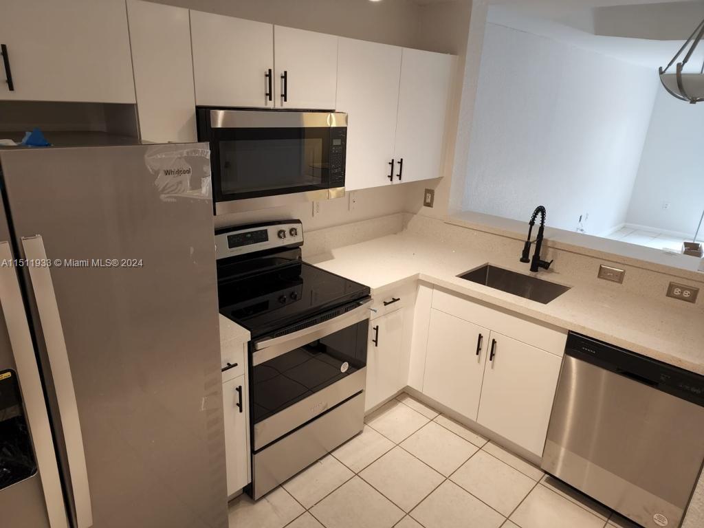 BONITA VILLAS CONDO - Residential Lease