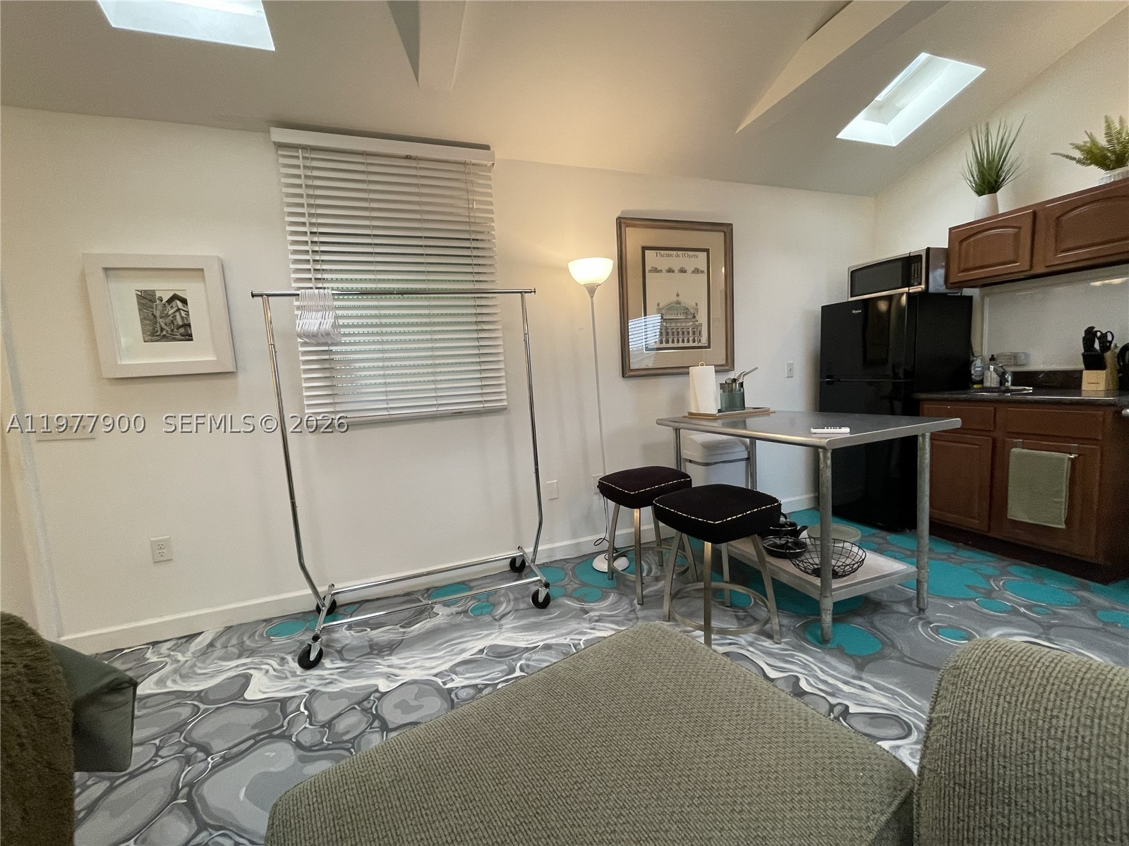 MARKS SUB - Residential Income