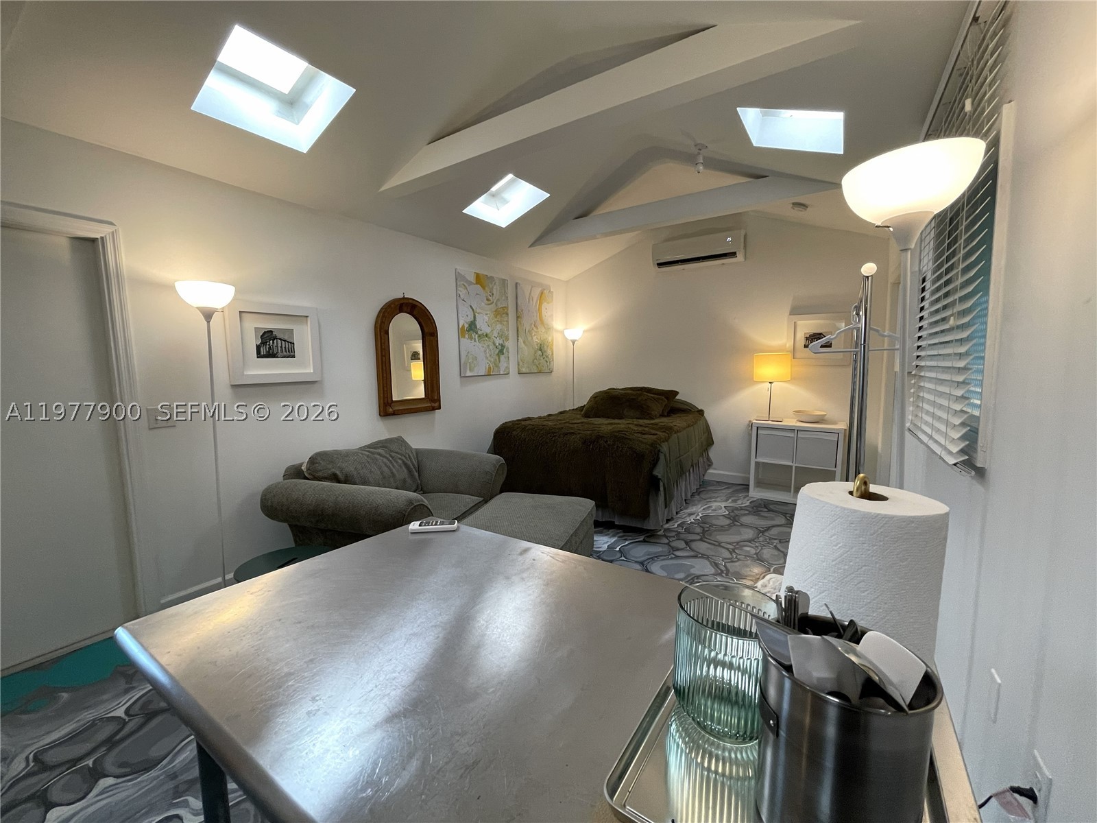 MARKS SUB - Residential Income