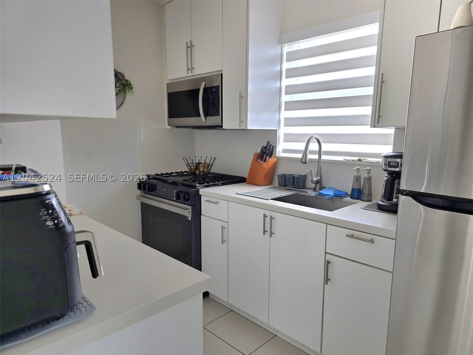 BELLA LUNA CONDO - Residential