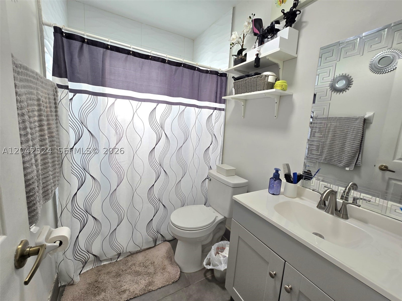 BELLA LUNA CONDO - Residential