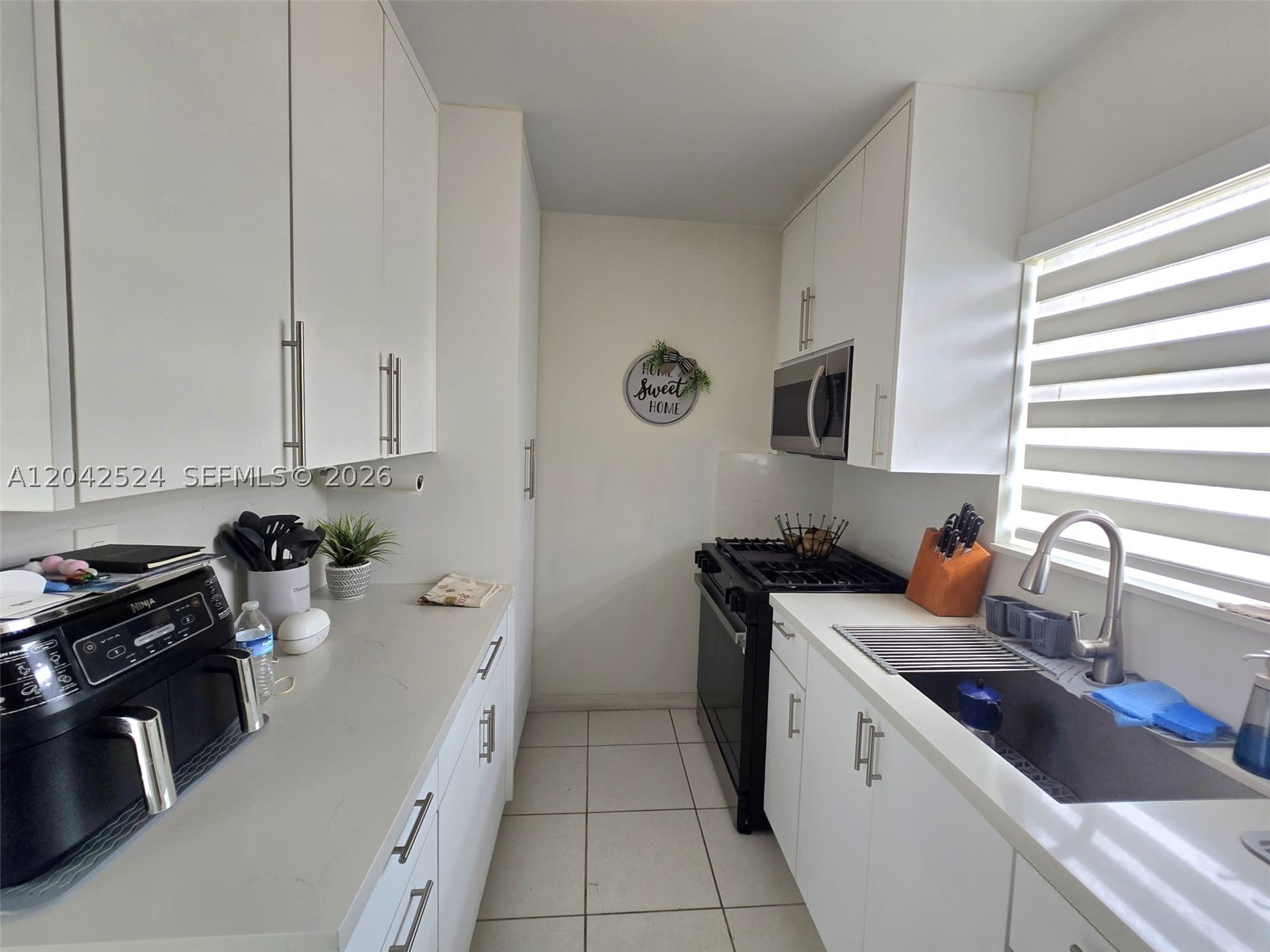 BELLA LUNA CONDO - Residential