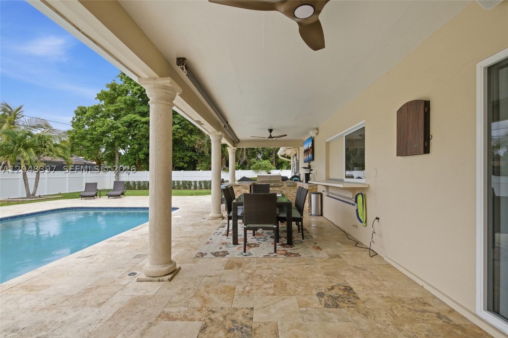 PLANTATIONS SECLUDED GARD - Residential