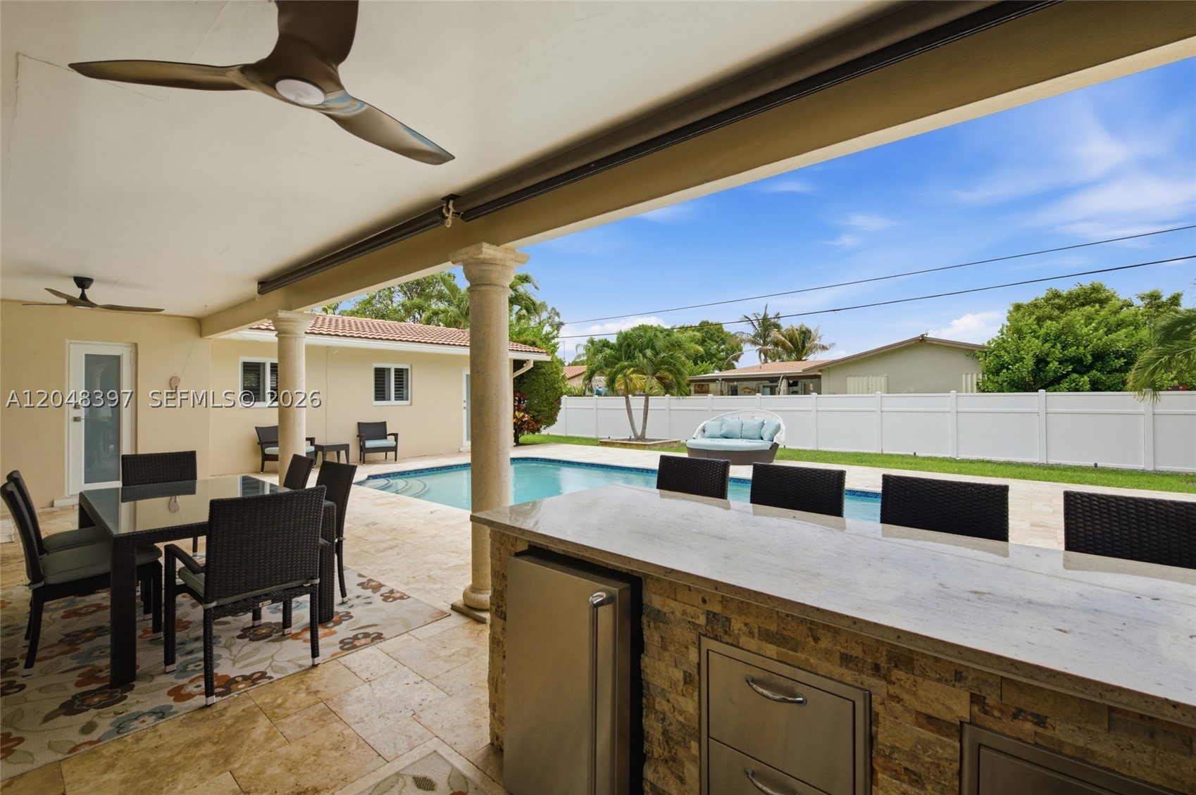 PLANTATIONS SECLUDED GARD - Residential