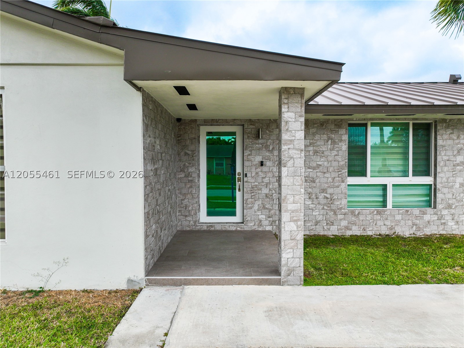 MEADOW WOOD MANOR SEC 6 - Residential
