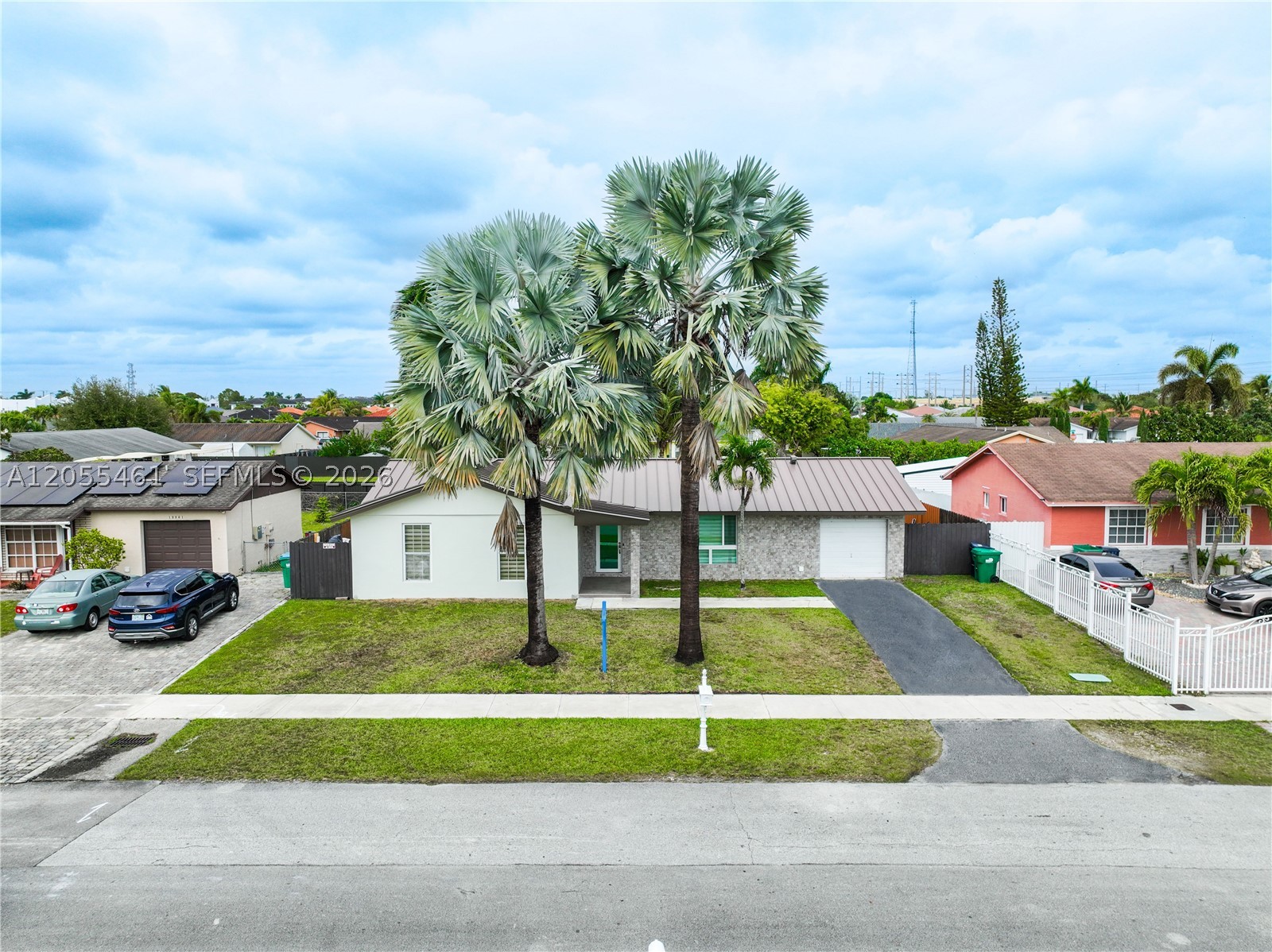 MEADOW WOOD MANOR SEC 6 - Residential