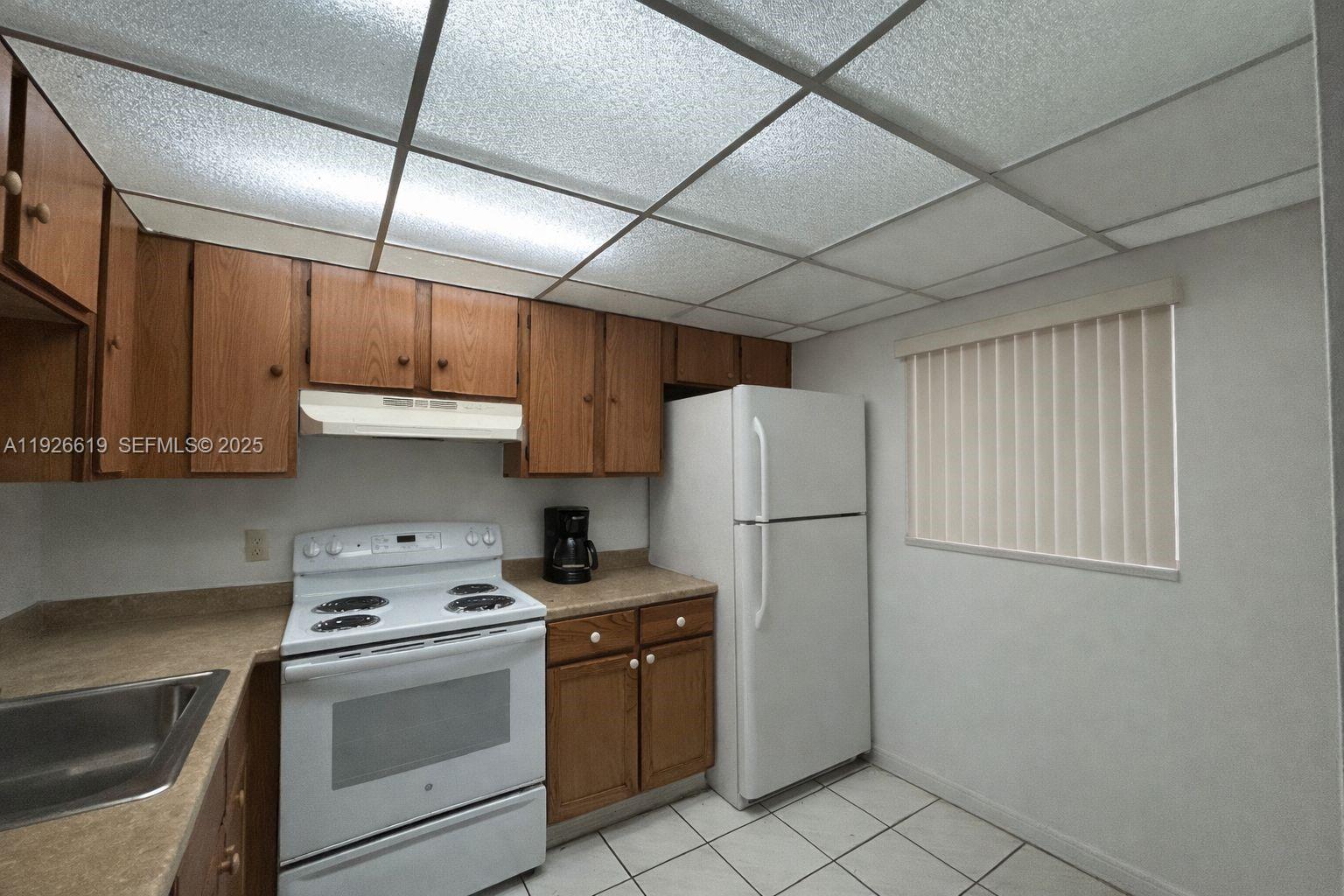 POINT SOUTH CONDO - Residential