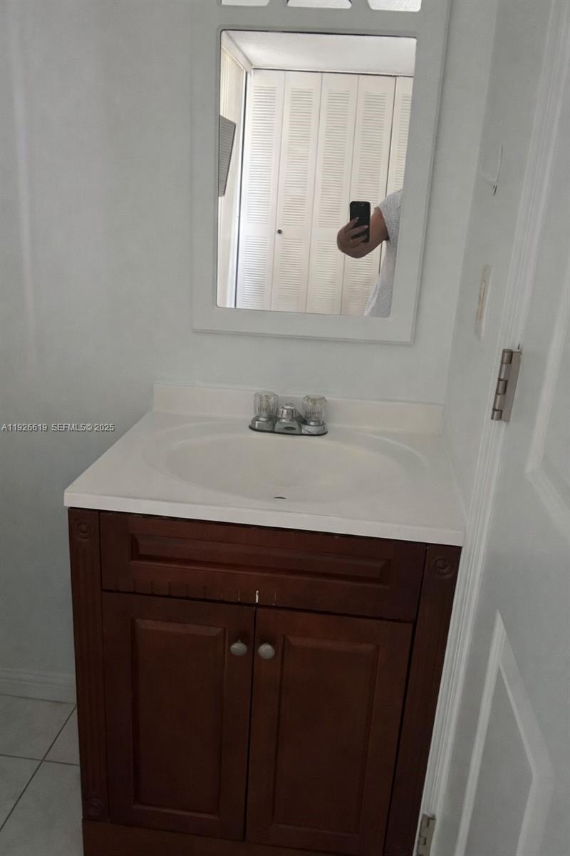 POINT SOUTH CONDO - Residential
