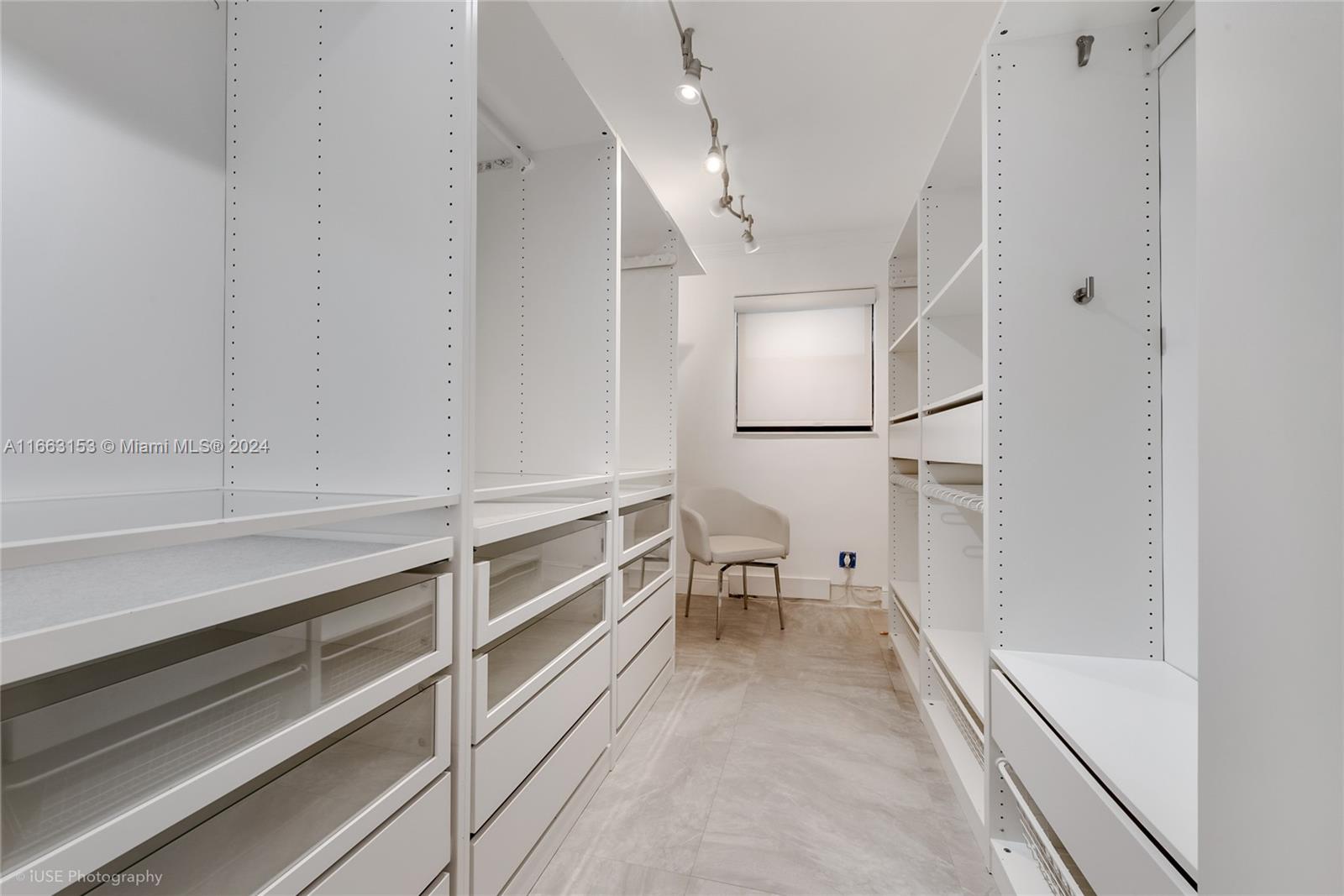 CHATEAU GROVE CONDO - Residential Lease