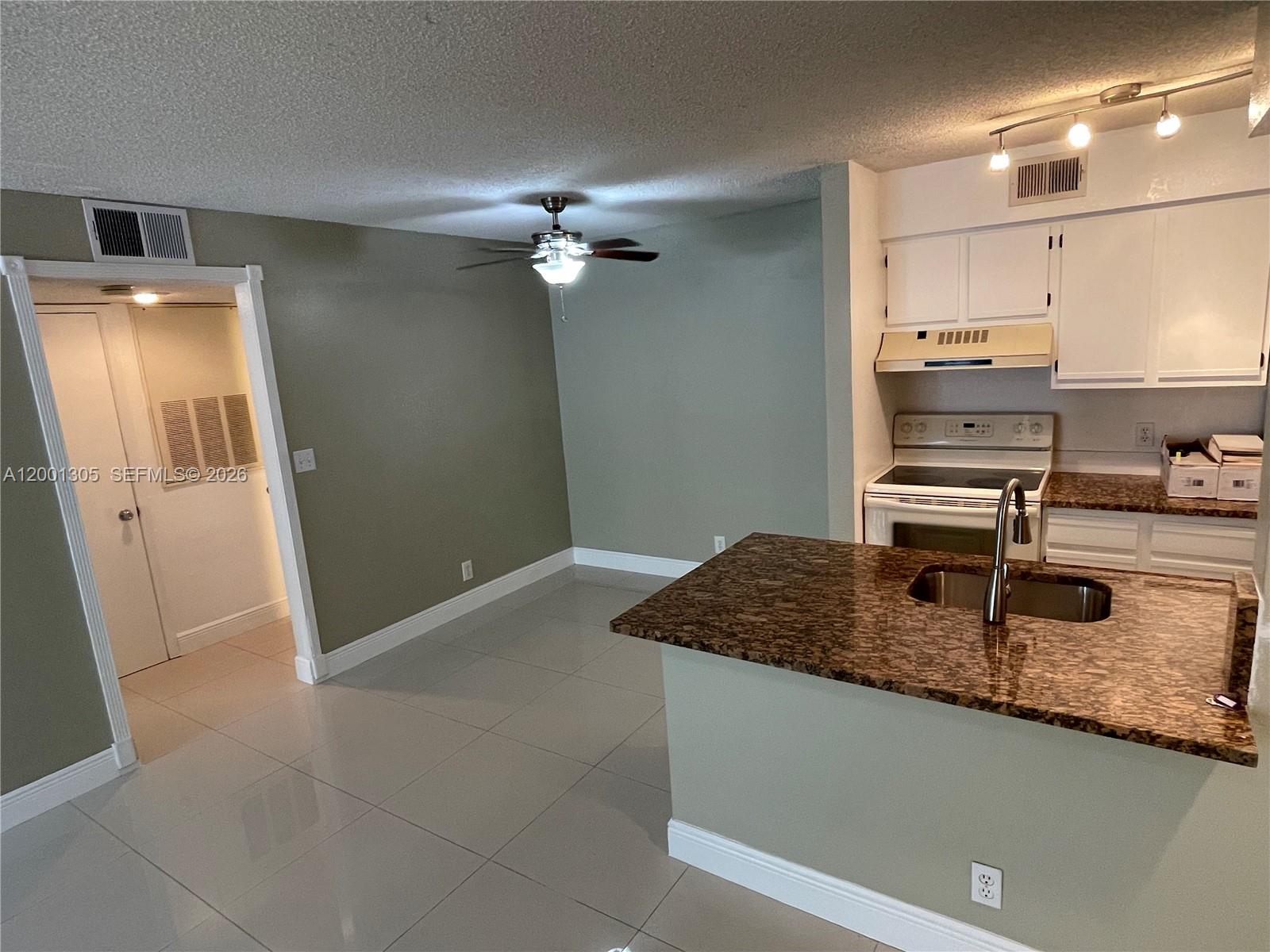 SUNDANCE AT DAVIE CONDO - Residential